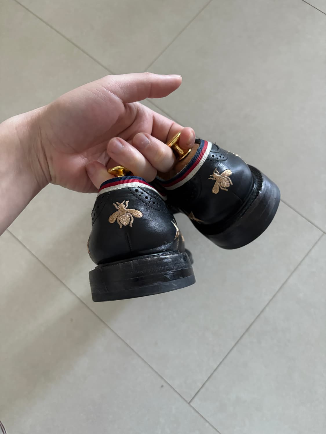 구찌 꿀벌 레이스업 더비슈즈 상품이미지5