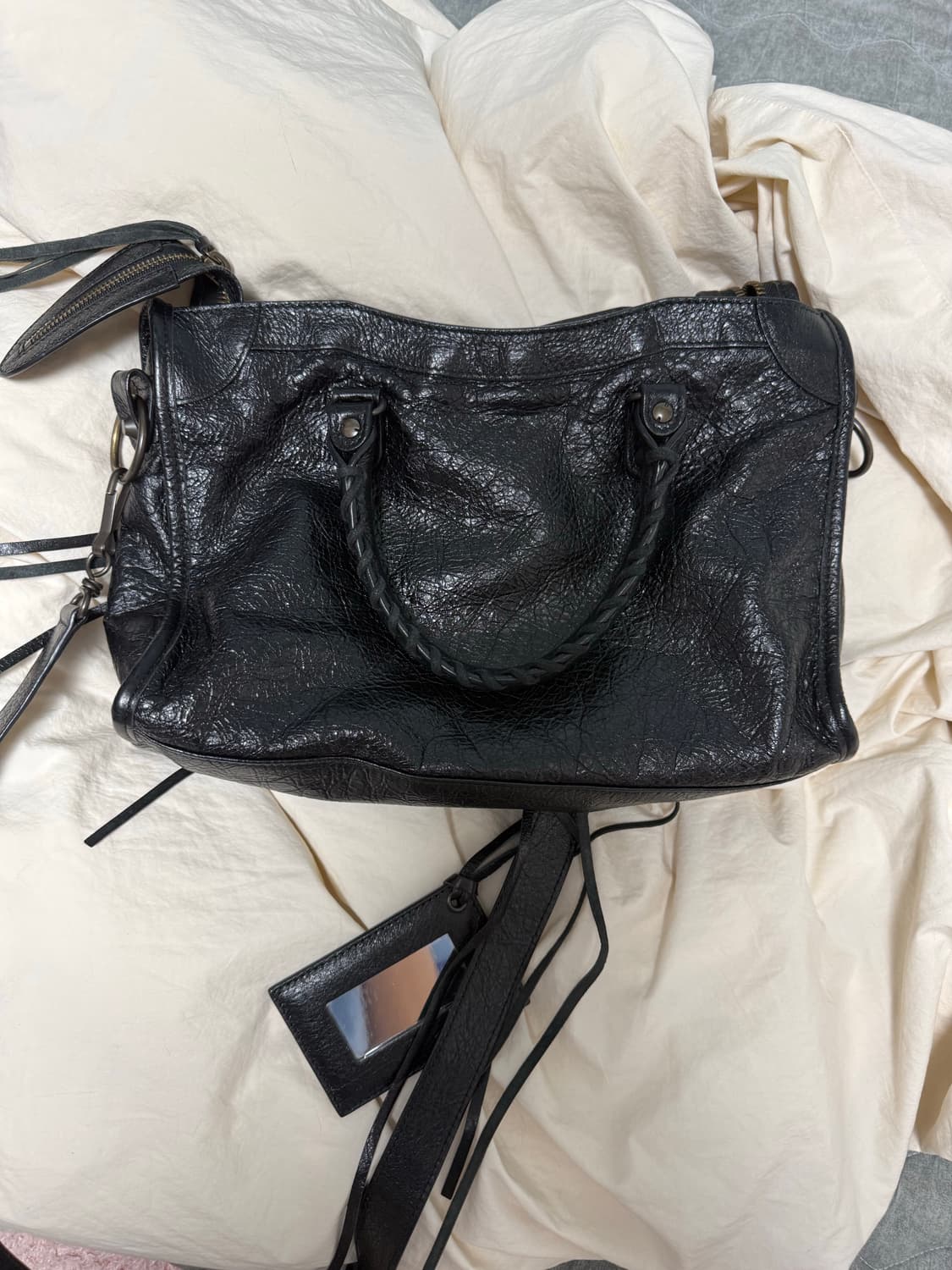 발렌시아가 모터백 S 상품이미지4