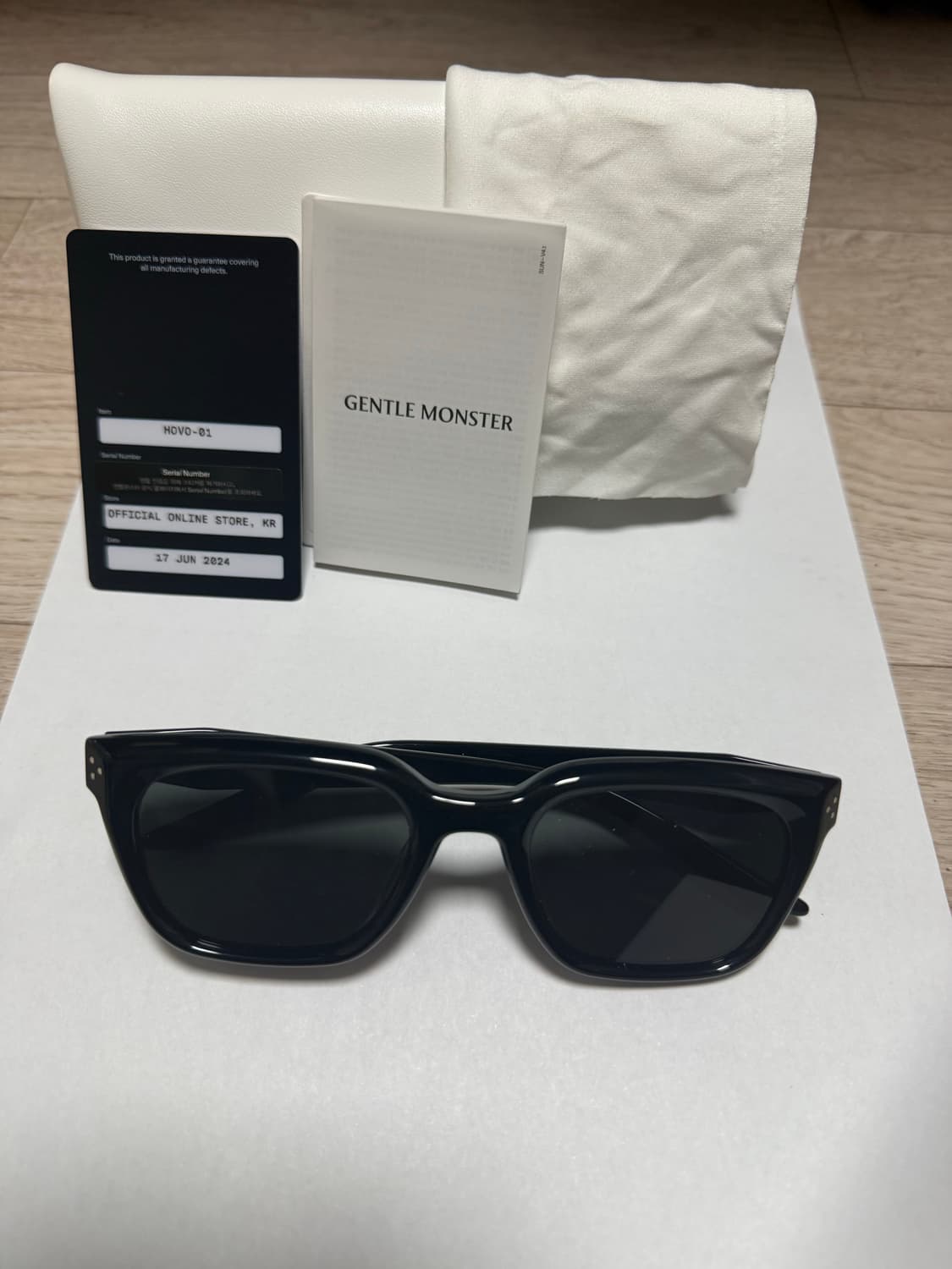 젠틀몬스터 호보(01)팝니다. 상품이미지1