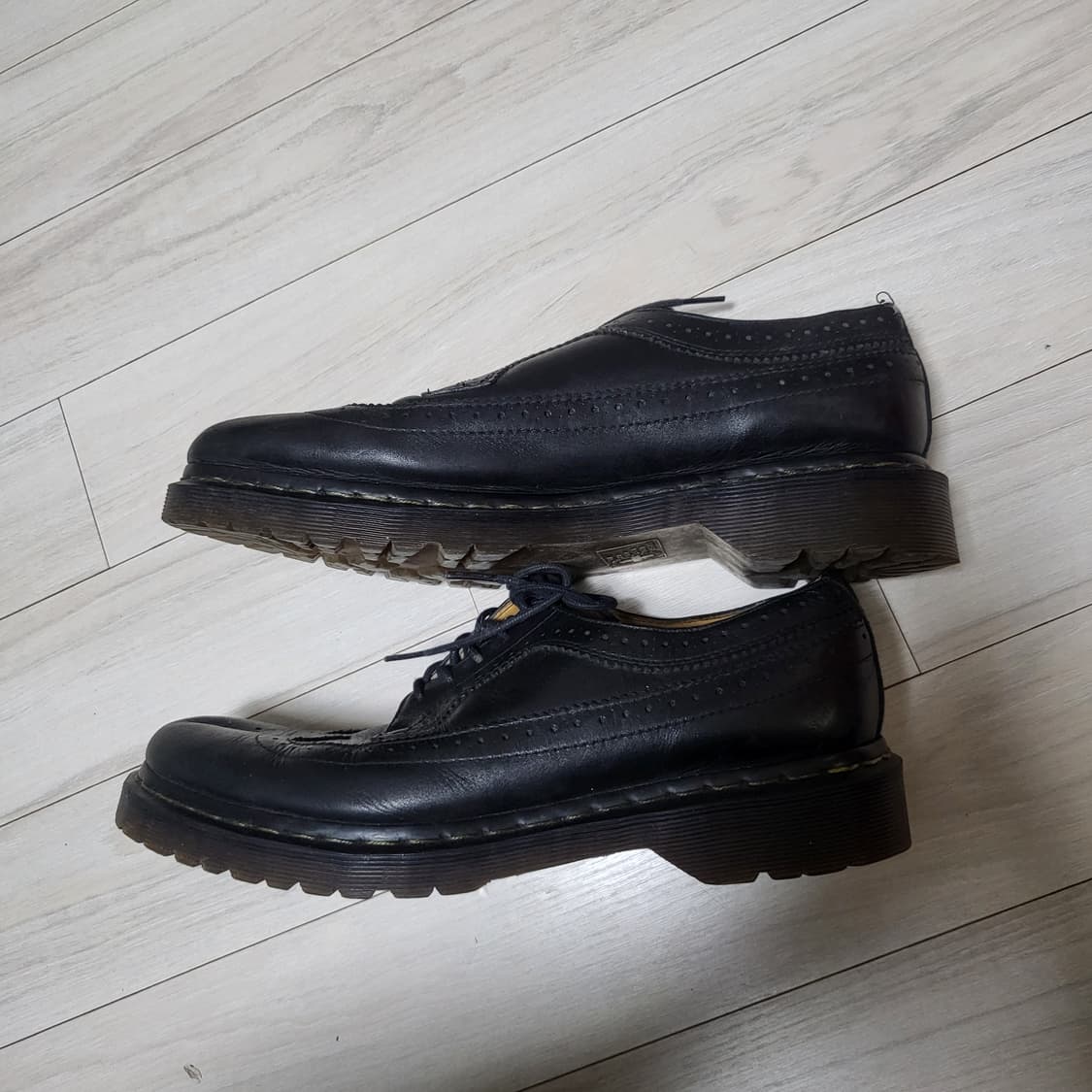 (uk9 280) 닥터마틴 3989 브로그 윙팁 (aw 09) 상품이미지6