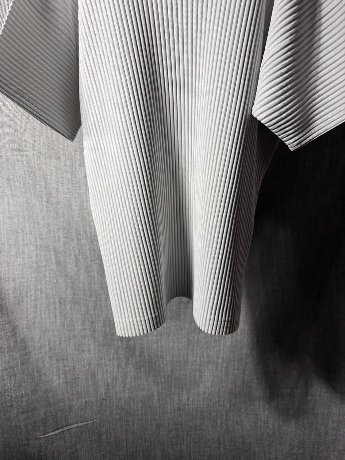 이세이미야케 옴므플리세 반팔티셔츠 상품이미지4