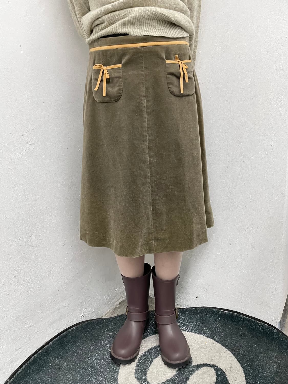 벨벳 카키 리본 스커트 상품이미지4
