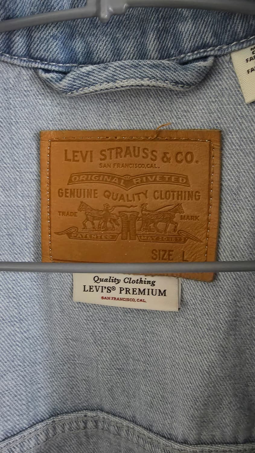 리바이스 빈티지 오버핏 연청 트러커 자켓 상품이미지2