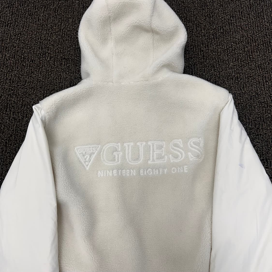 GUESS 게스 뽀글이 털 덕다운 패딩 후리스 자켓 L 상품이미지7