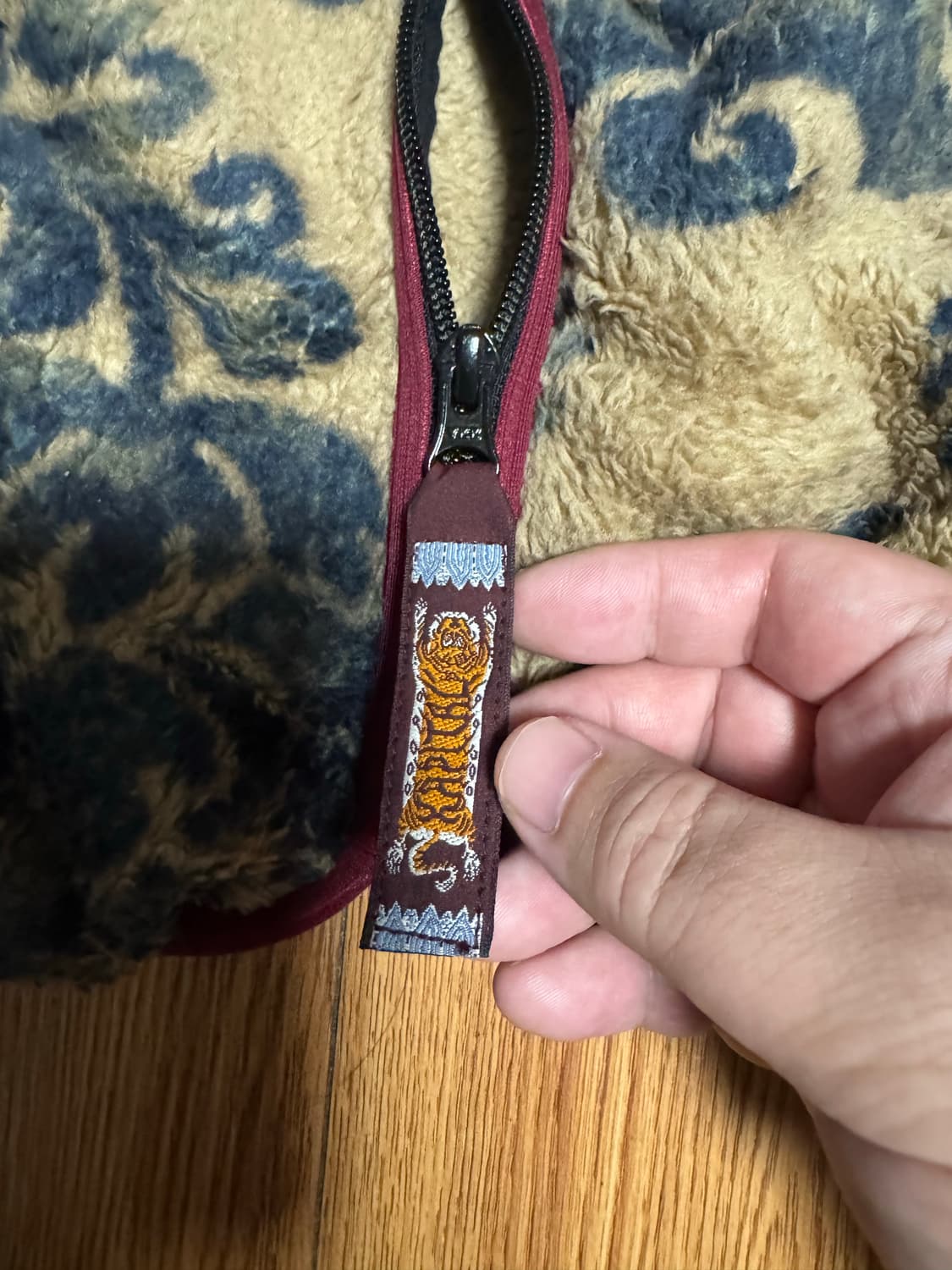 캐피탈 마리아 다마스크 후리스 4 상품이미지6