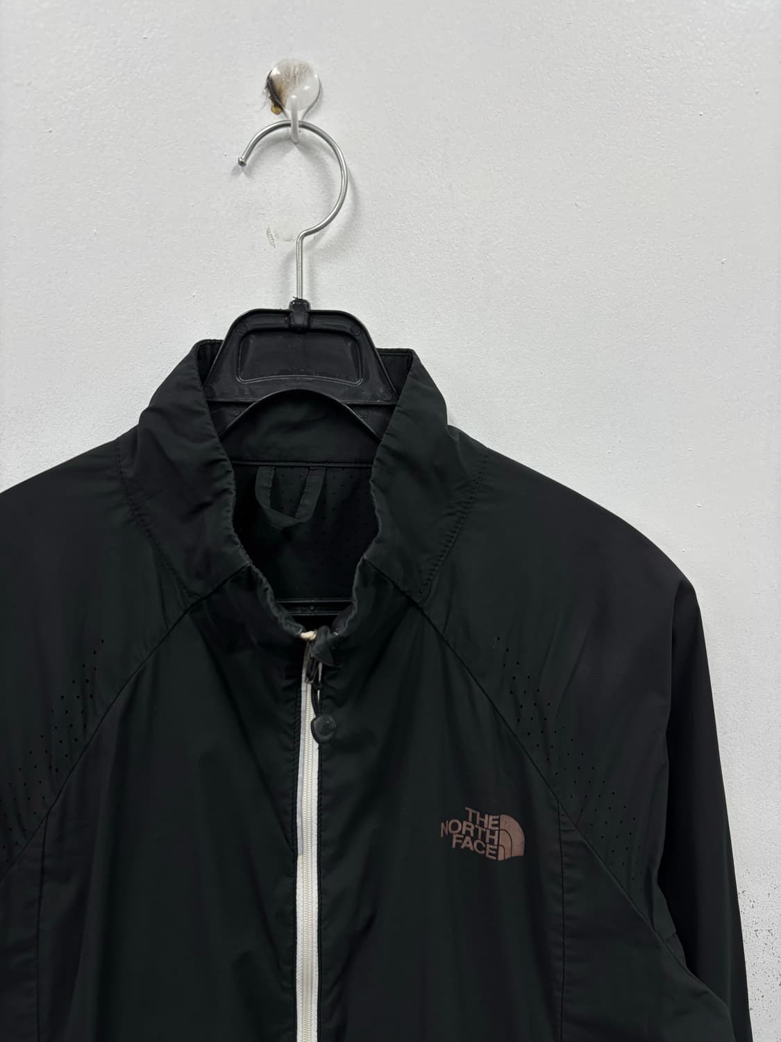 노스페이스 윈드브레이커 상품이미지2