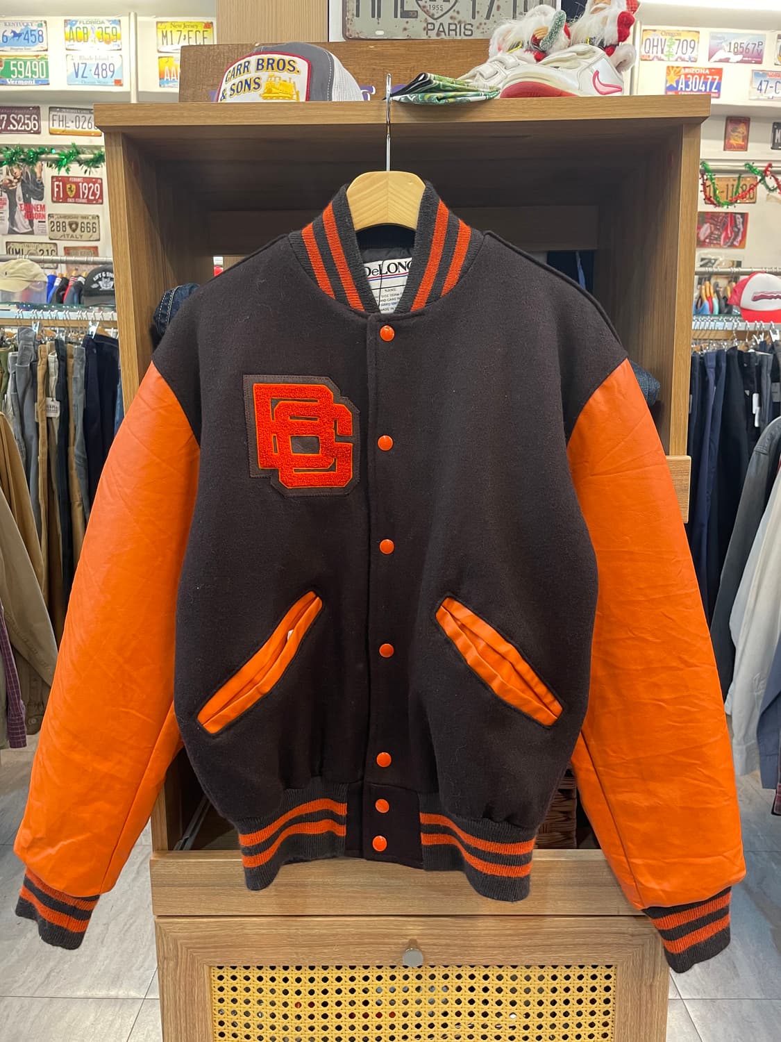 USA 빈티지 레더 바시티자켓 B52 상품이미지1