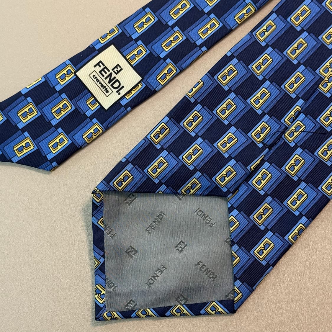 에르메스 Hermes 빈티지 레트로 실크 넥타이 상품이미지3