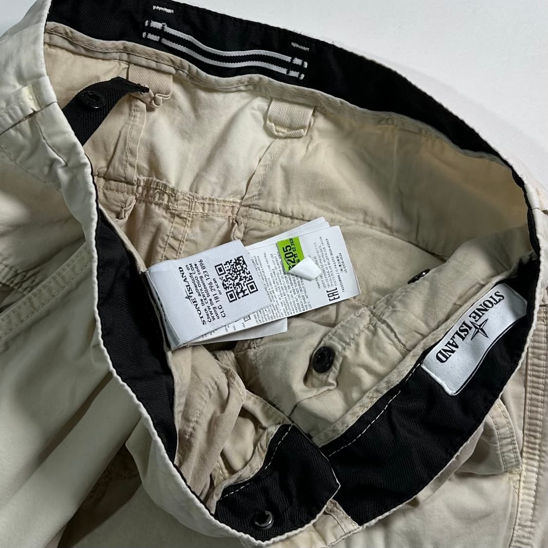 스톤아일랜드 와펜 카고 팬츠  상품이미지8