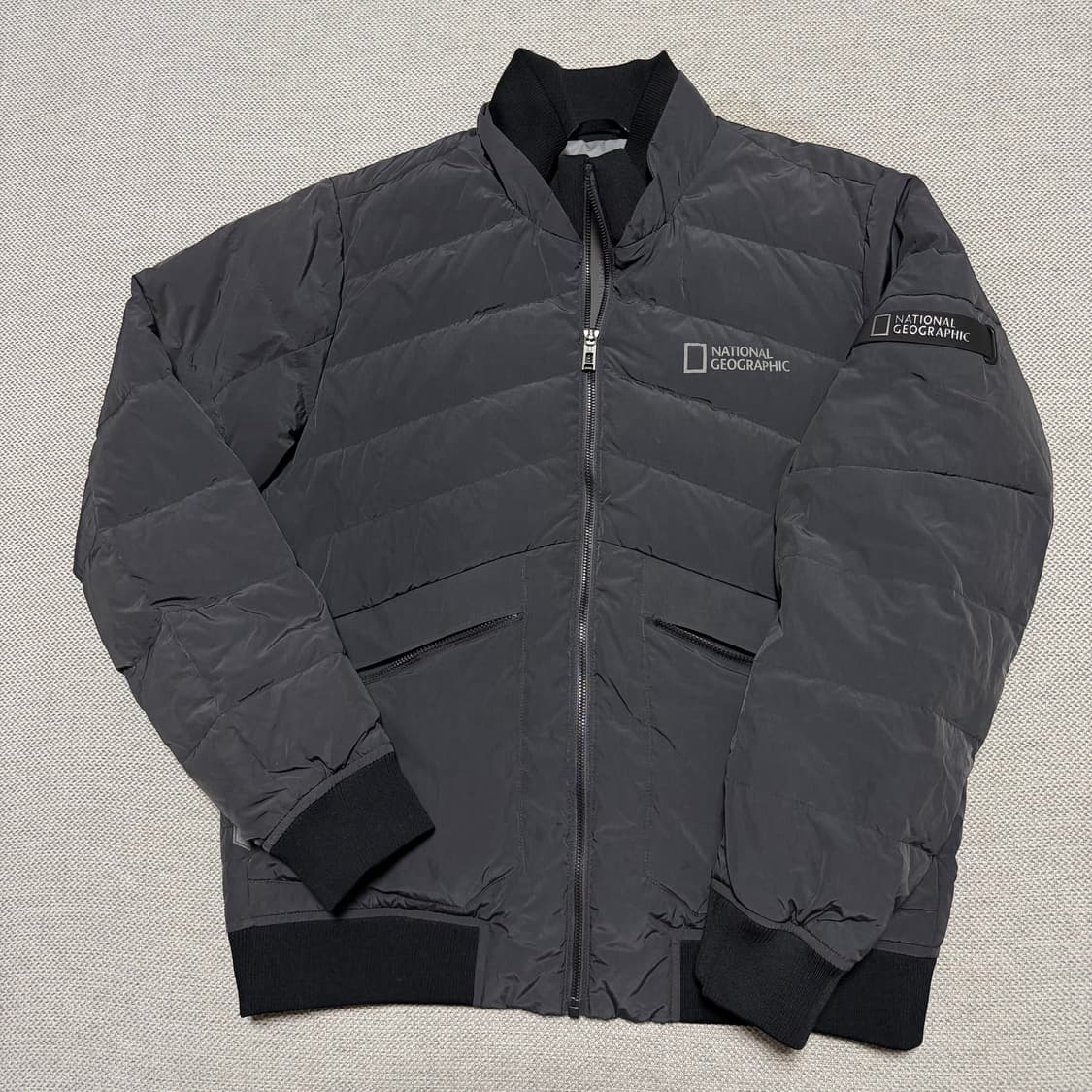내셔널지오그래픽 나일론 경량패딩 상품이미지1