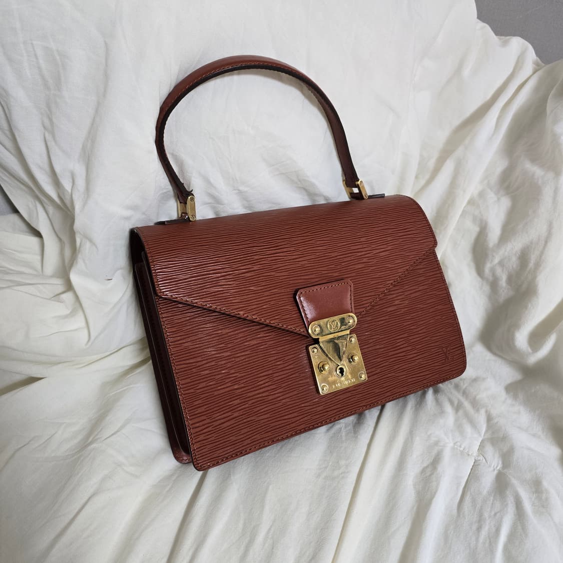 루이비통 가방 콩코드 토트백 상품이미지1