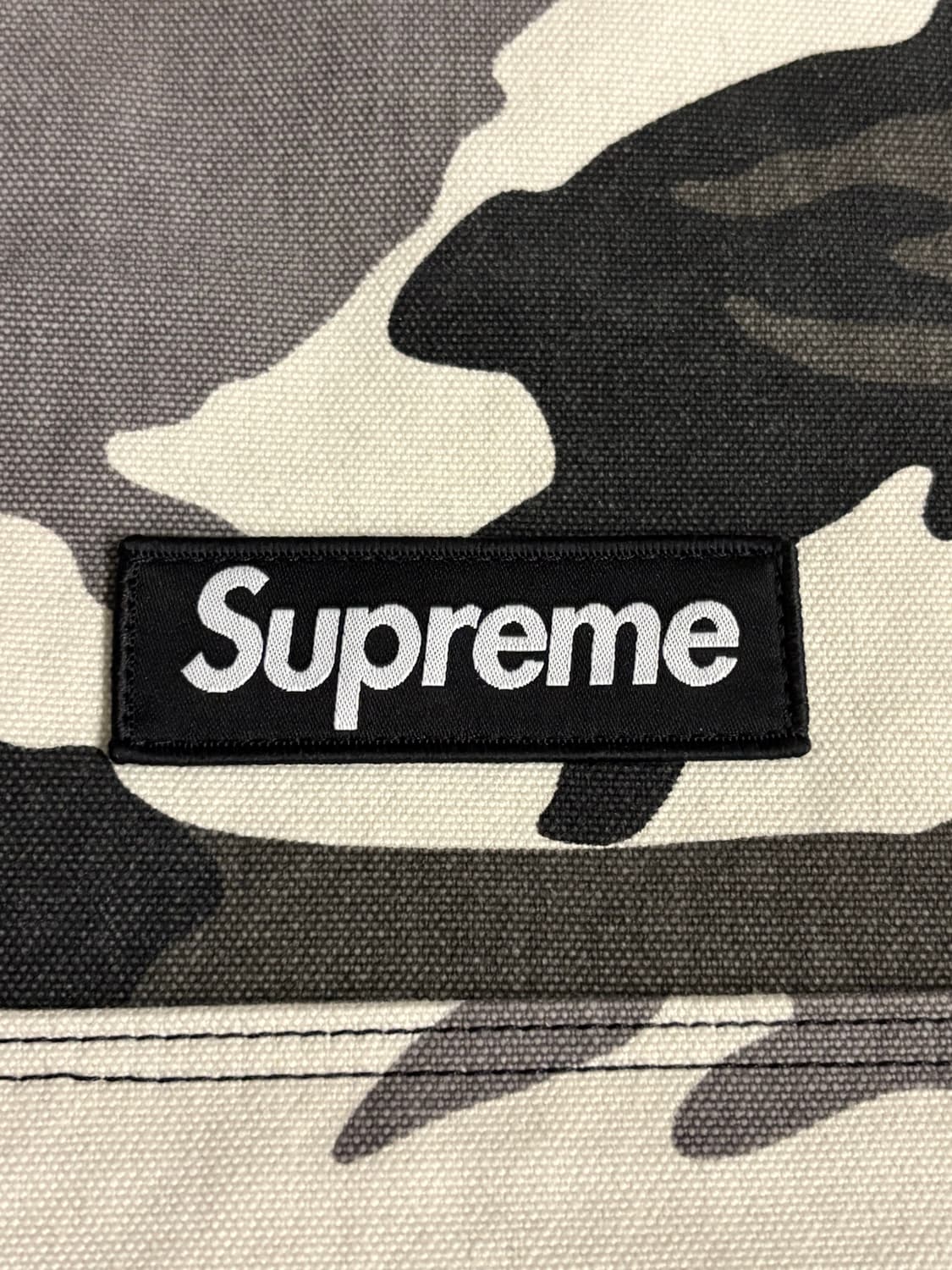 슈프림 토트백 스노우 카모 상품이미지3