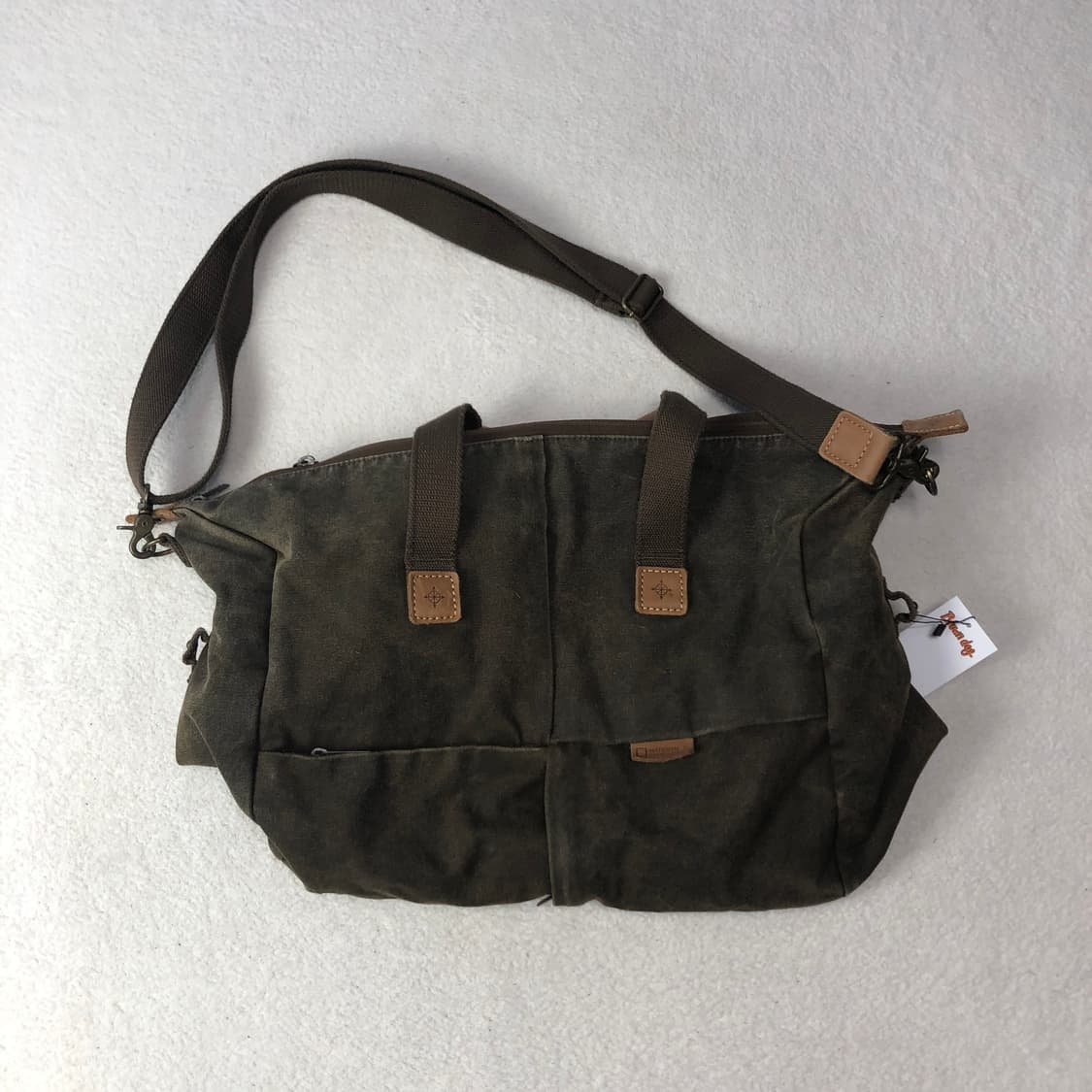 내셔널지오그래픽  크로스백 상품이미지1