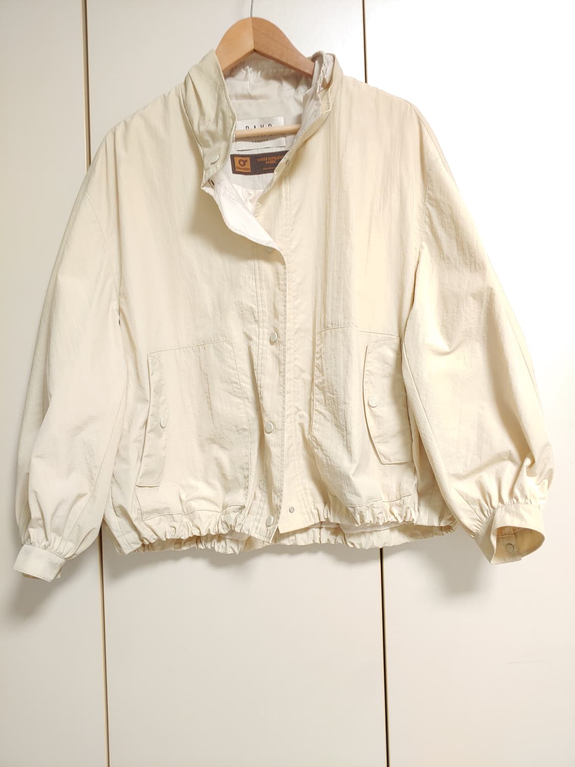 닥스  56만대 경량숏점퍼 23년 상품이미지6