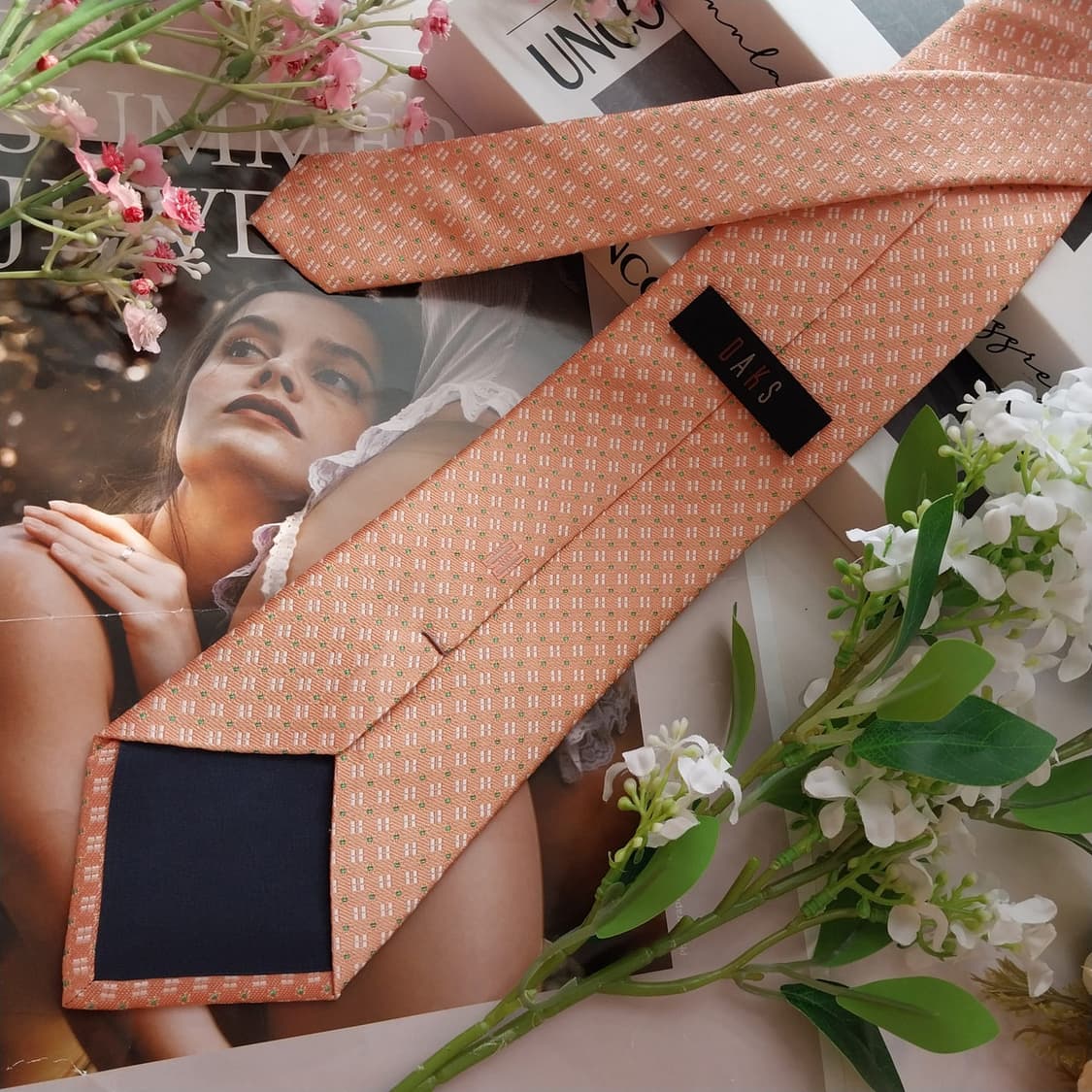 DAKS 닥스 실크 살구색 패턴 넥타이 8.8cm A+등급 K2373
 상품이미지4