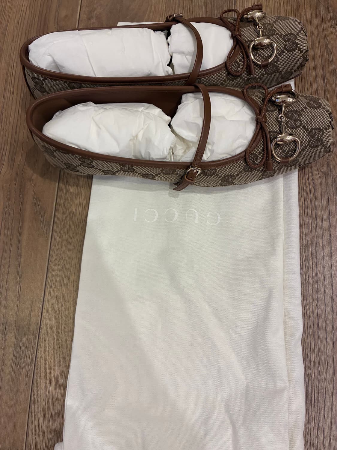 구찌 홀스빗 발레 플랫슈즈 36.5(새상품) 상품이미지6