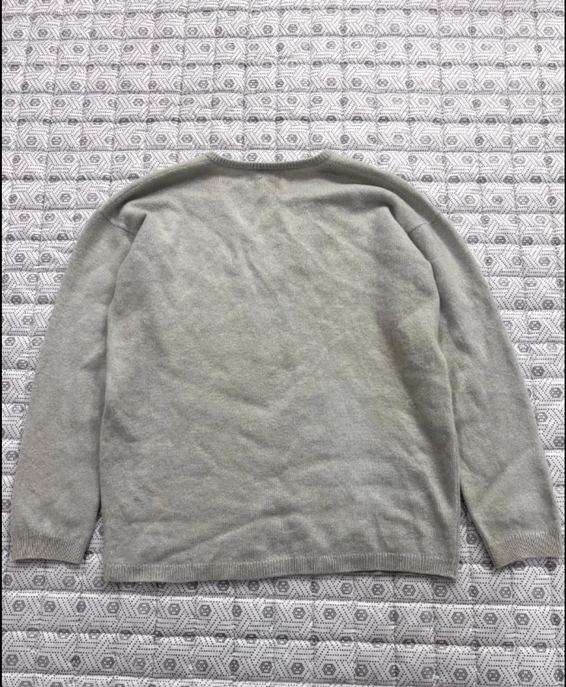 버버리 캐시미어 V넥 니트 66 상품이미지4