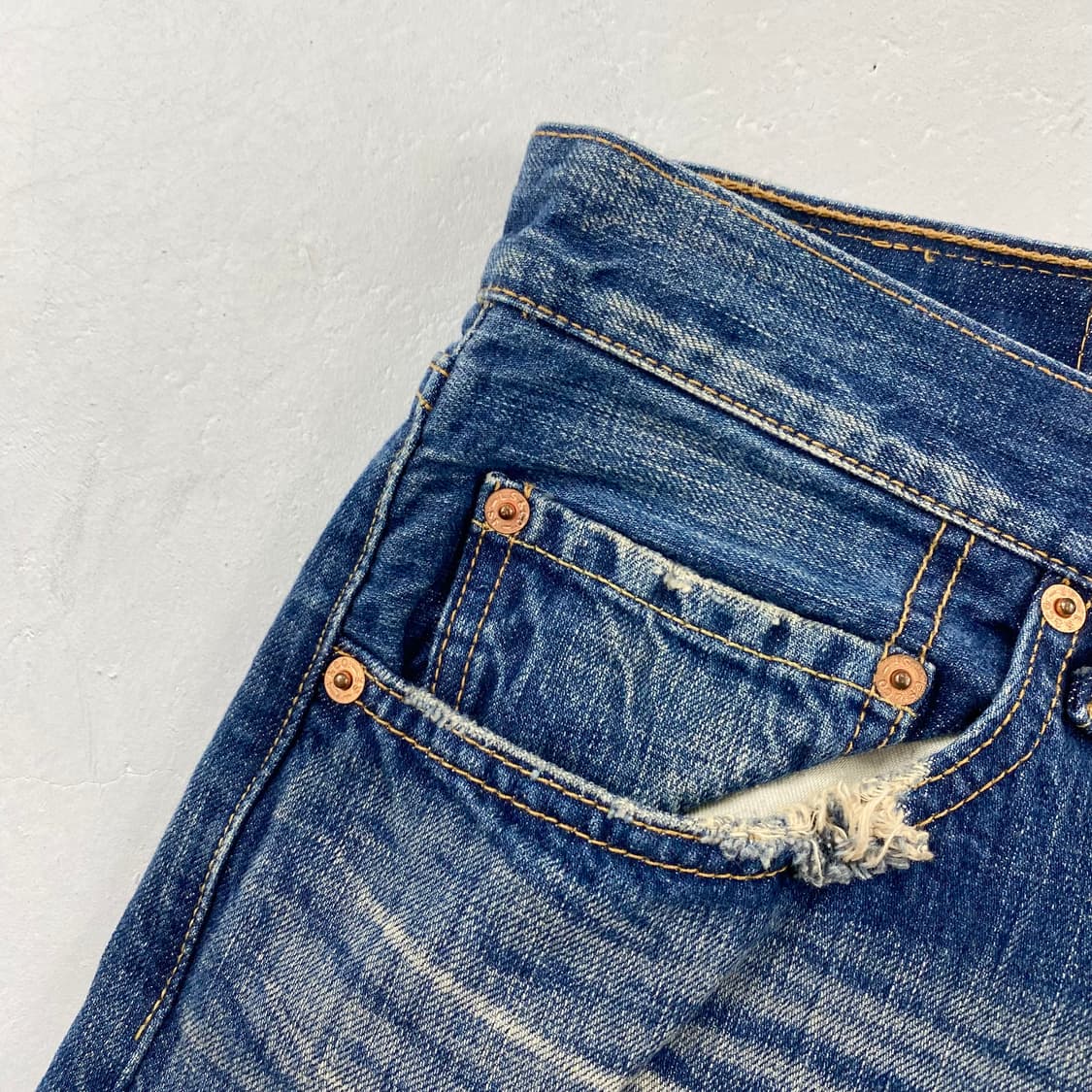  리바이스 501 워싱 스트레이트 데님 진 (32)  ﻿ 상품이미지5