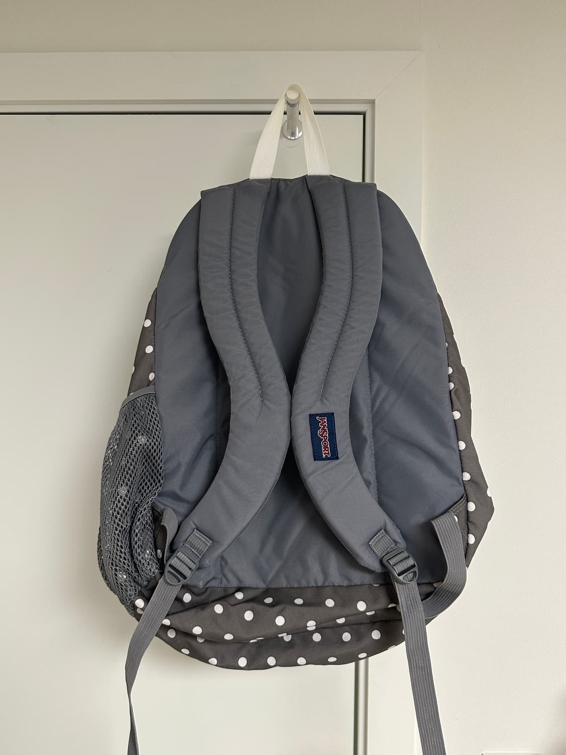 잔스포츠 도트 땡땡이 백팩 그레이 상품이미지3