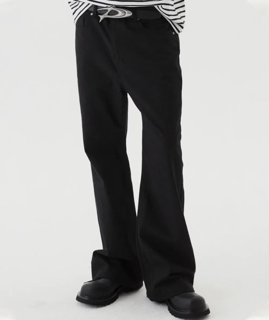 디엔에스알 - 시그니처 플레어 데님 팬츠 블랙 상품이미지1