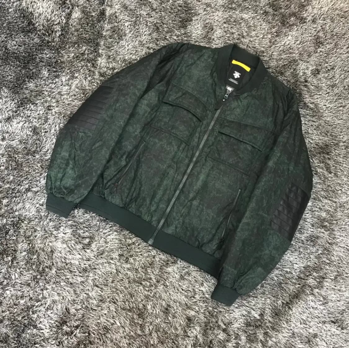 데상트 패딩 자켓 (105) 상품이미지1