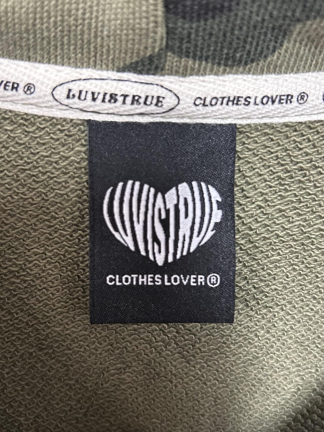 러브이즈트루 빅로고 오버핏 카모 후드티 상품이미지5