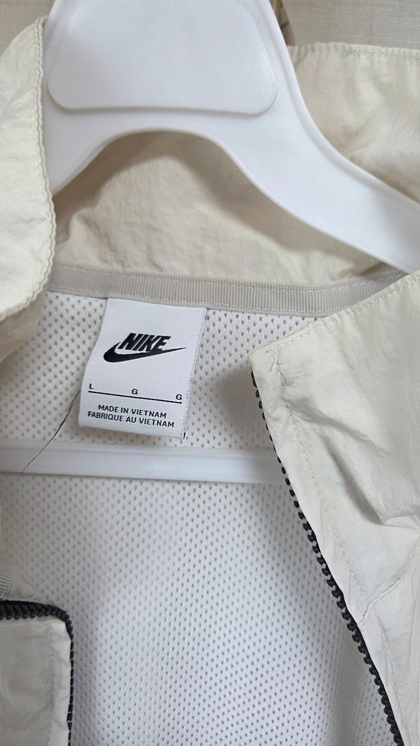 나이키 빅스우시 바람막이  상품이미지4