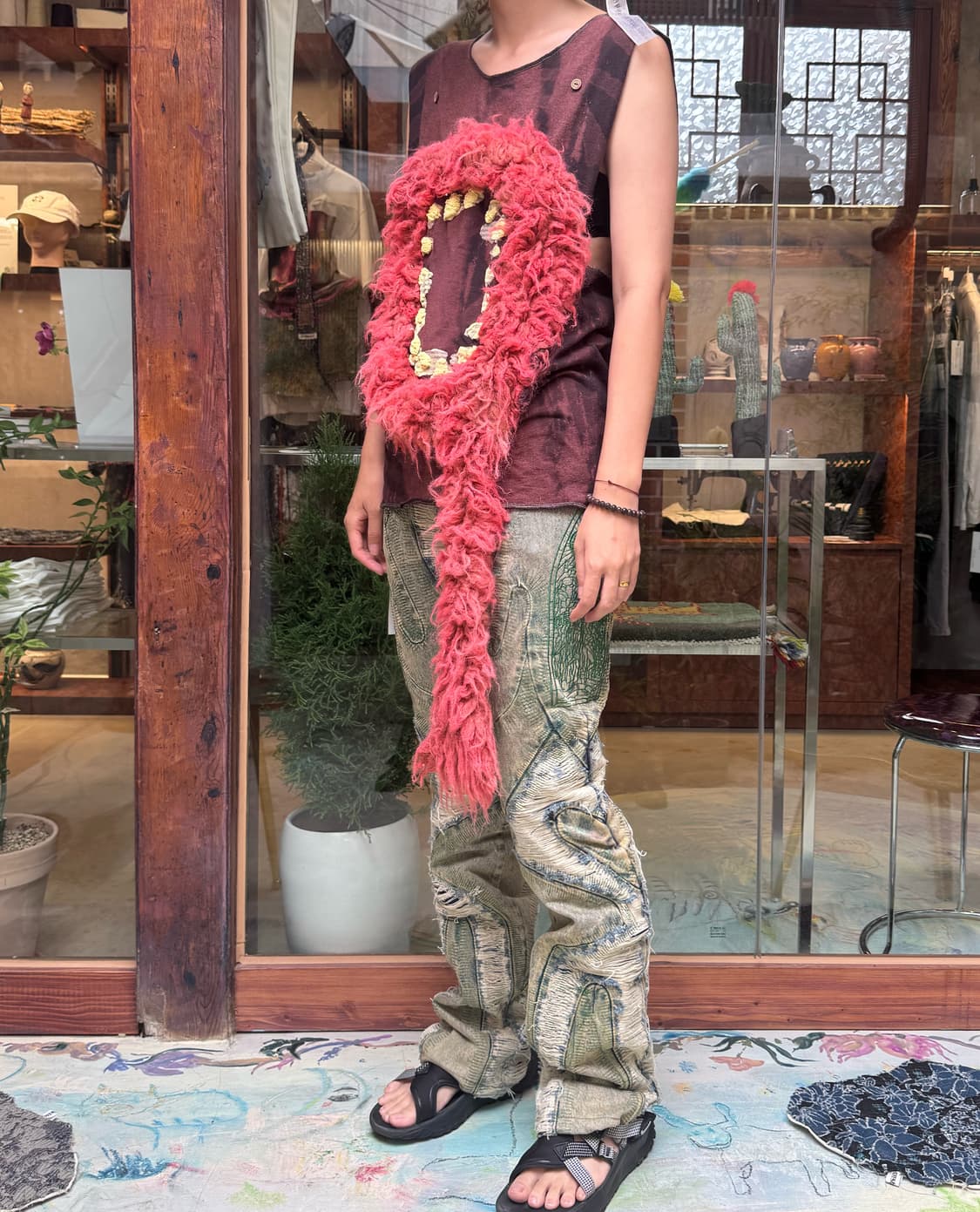 Epi taph london hairy monster sleeveless 상품이미지2