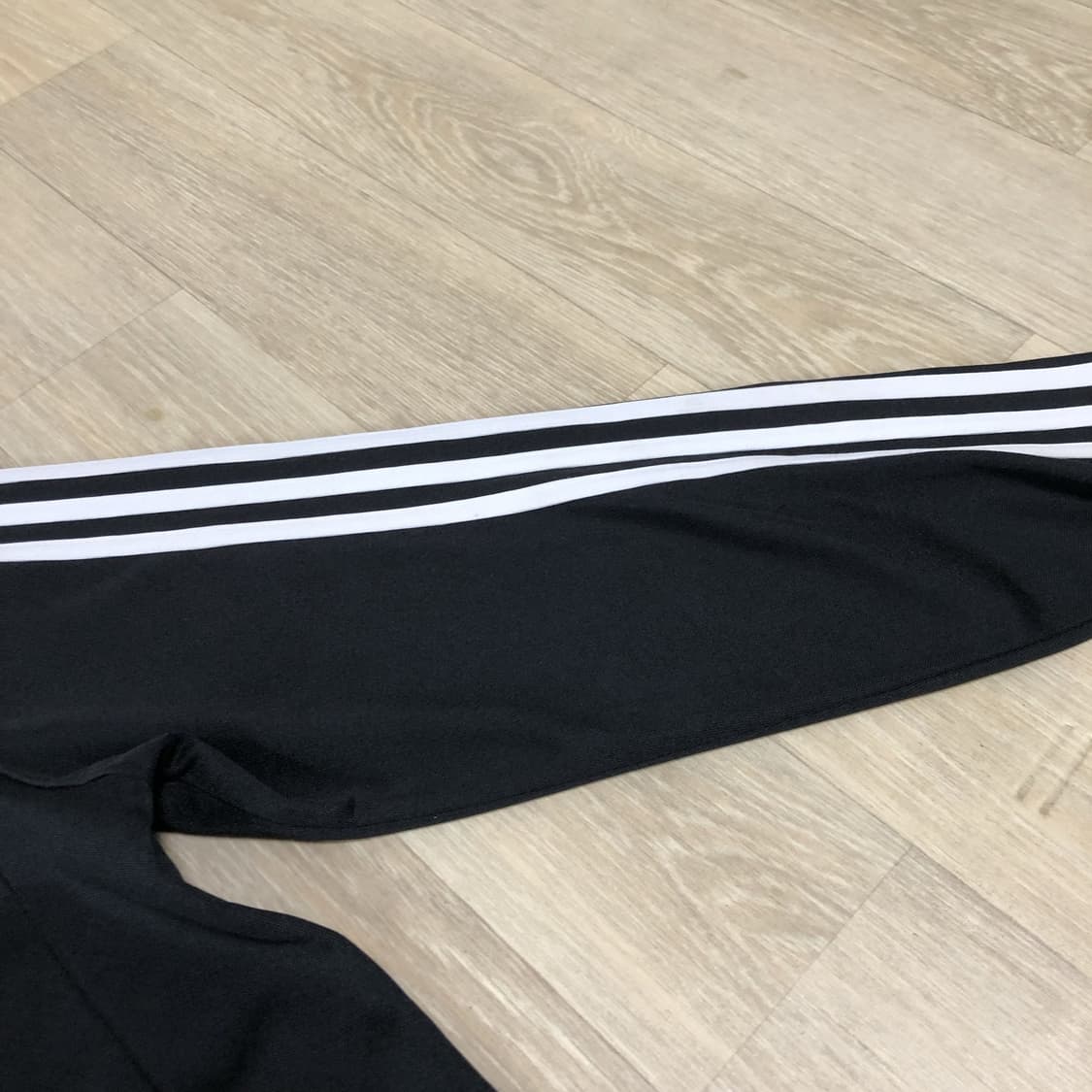 (105) 아디다스 adidas 유로파 트랙탑 져지 블랙 상품이미지3