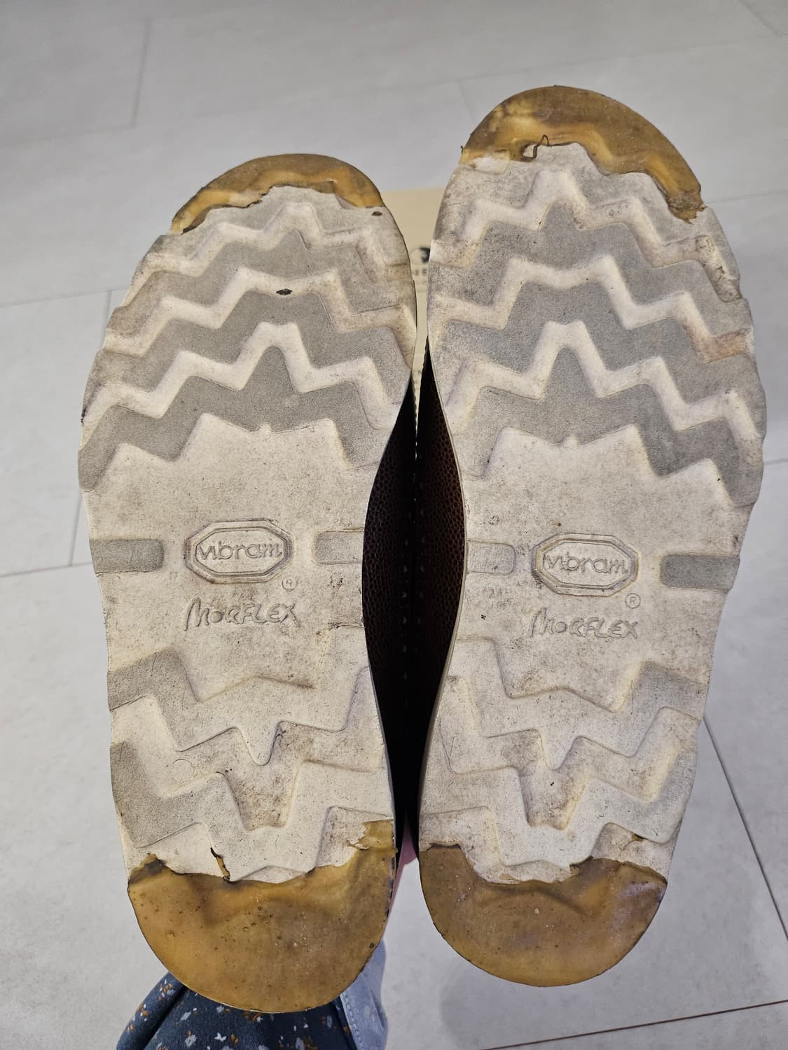 꼼데가르송 x The Generic Man 윙팁로퍼 상품이미지3