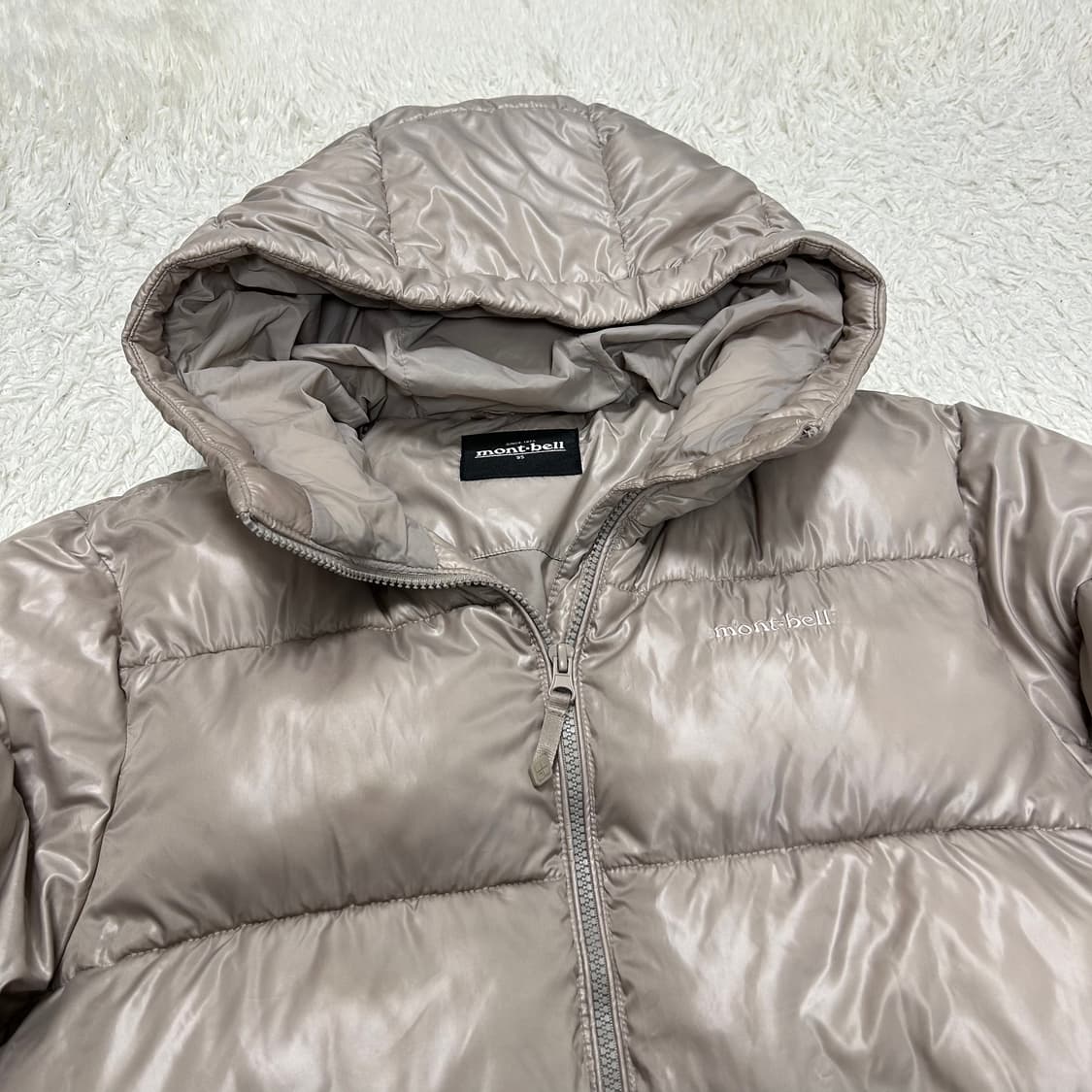몽벨 글로시 패딩 상품이미지2