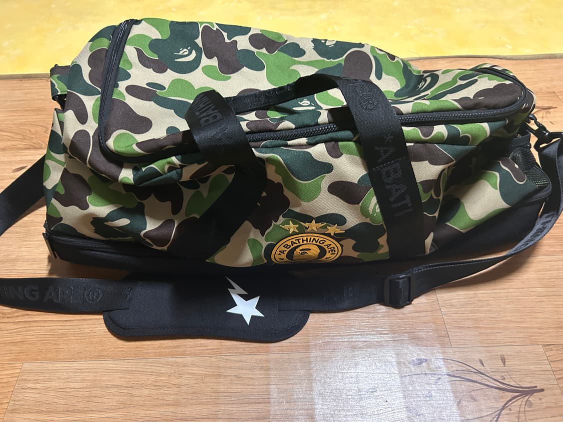 아디다스 x 베이프 더플백 크루 그린 상품이미지1
