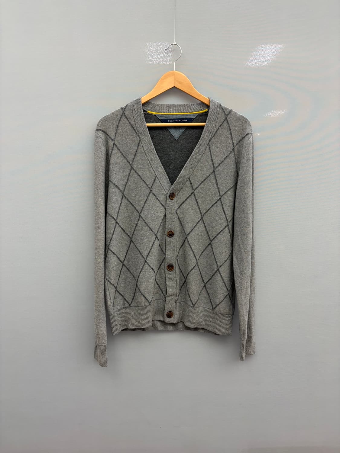 타미힐피거 아가일 니트 가디건 그레이 상품이미지1