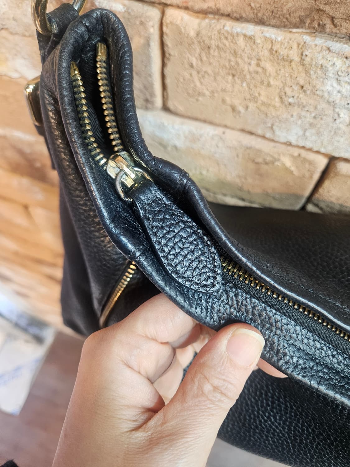 닥스 블랙 가죽 DD로고 숄더백 상품이미지6