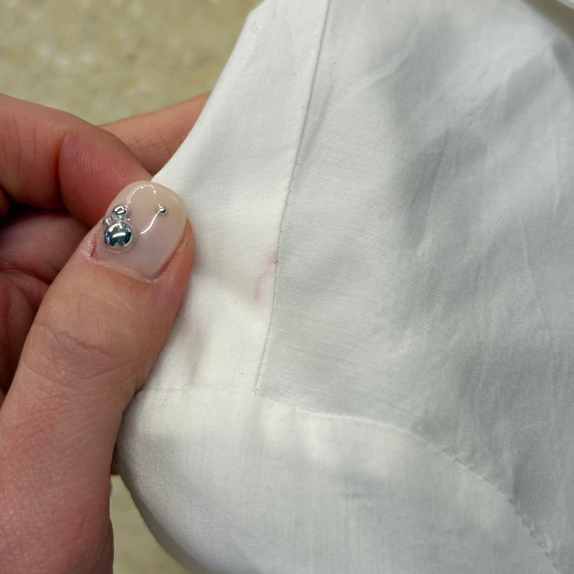 버버리 런던 코튼 셔츠 골드 로고 버튼 디테일 슬림핏 화이트 상품이미지10