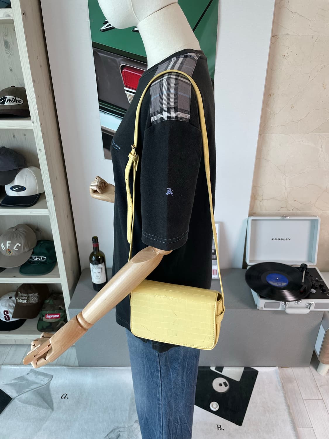 버버리 로고 반팔티 상품이미지4