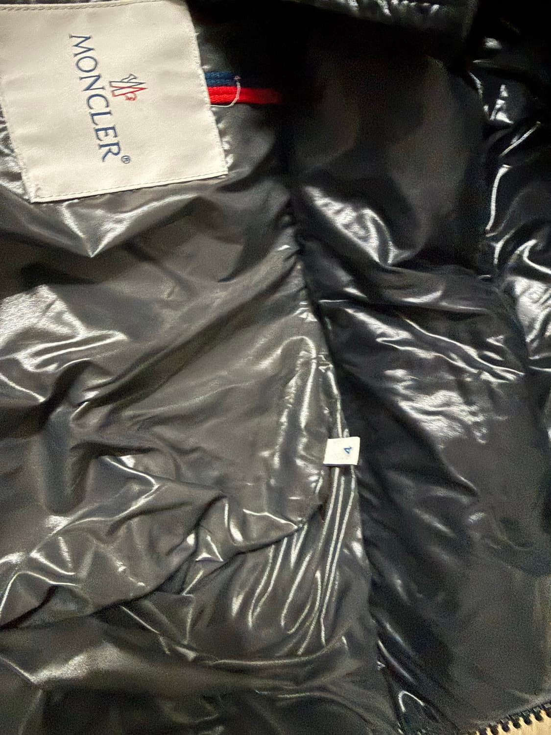 22fw 몽클레어 마야 4 팝니다 상품이미지2