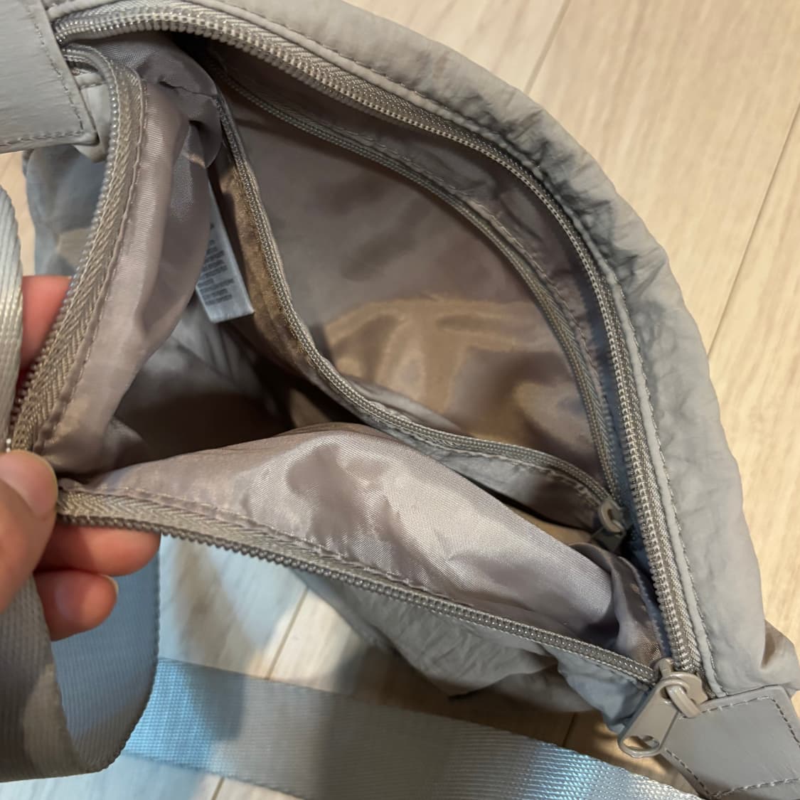 H&M 여행용추천 베이지그레이 미니 크로스백 상품이미지4