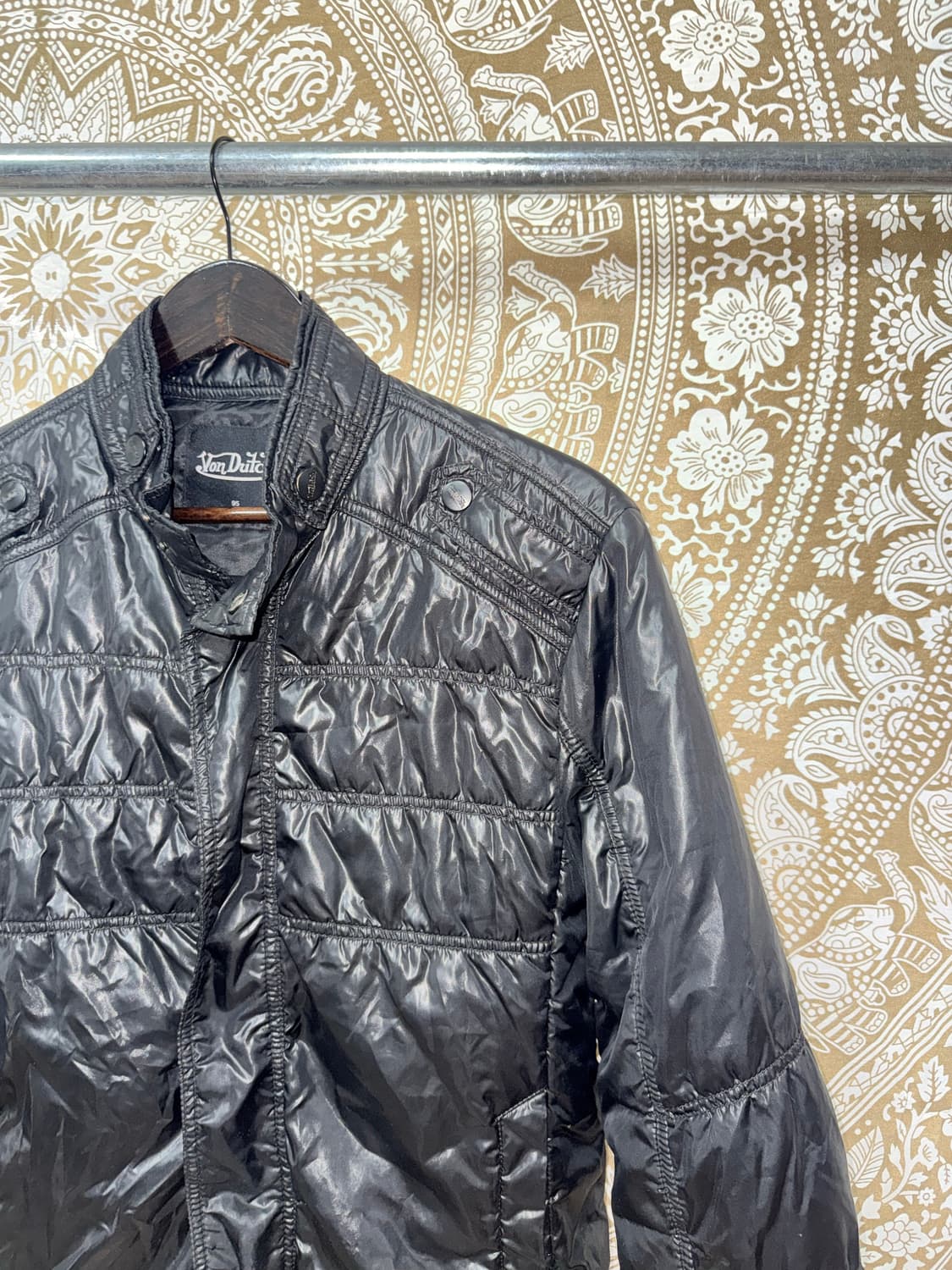 본더치 Y2K 유광 경량패딩  상품이미지4