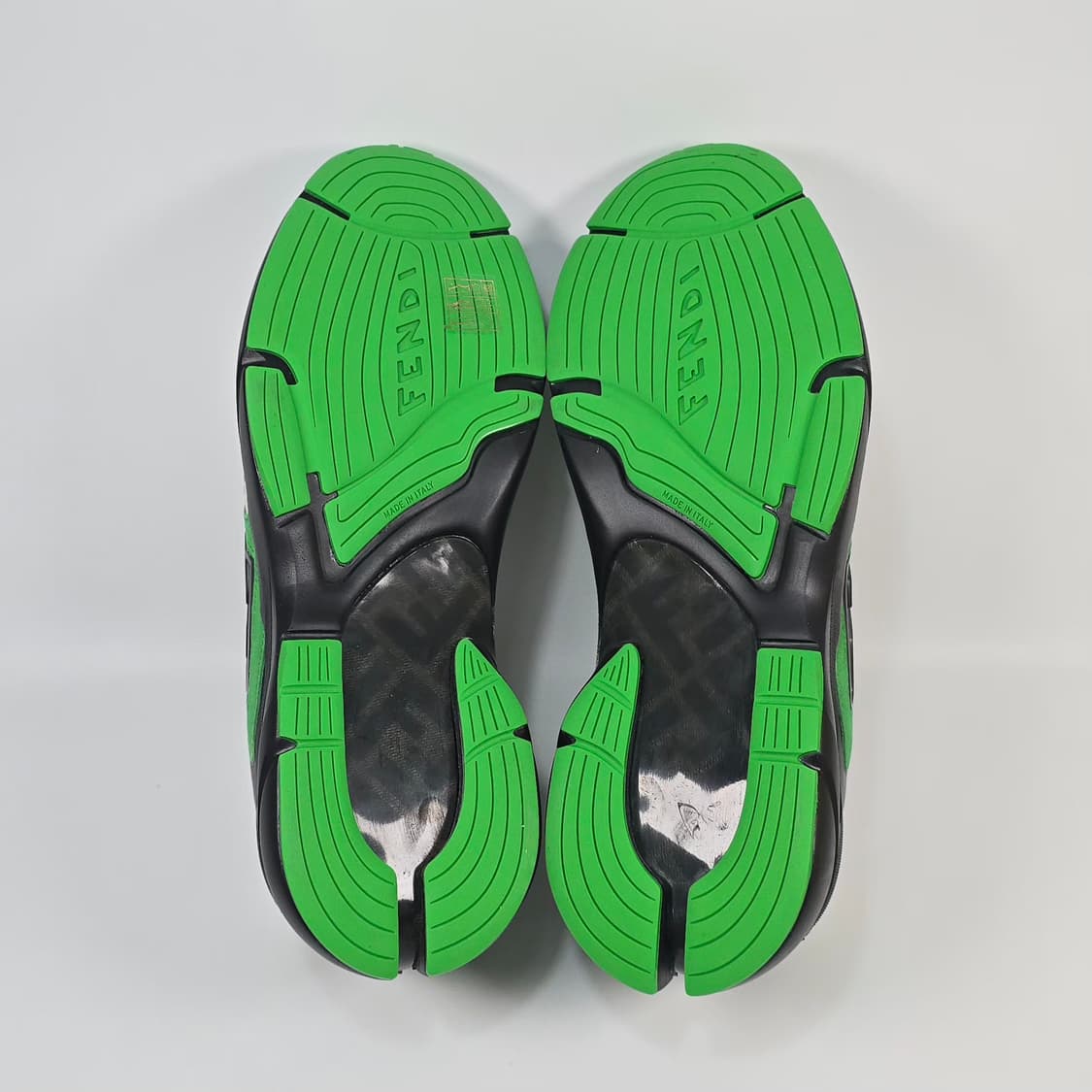 펜디 패스터 트레이너 스니커즈 ( 300 ) 상품이미지7