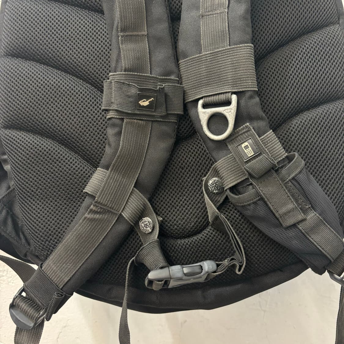 오클리 아카이브 테크니컬 3zip 블랙 백팩 OS 상품이미지6