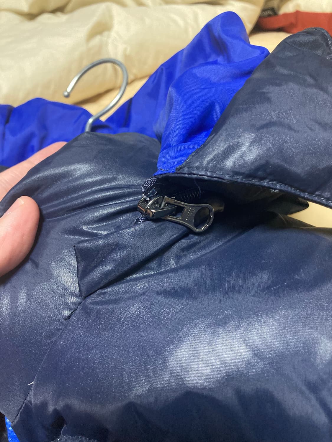 (거의새것)엠포리오아르마니 EA7 덕다운 숏패딩 100 상품이미지9