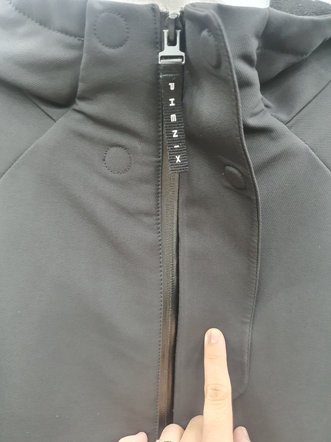 피닉스 검정 후드 자켓 (남95) 상품이미지2
