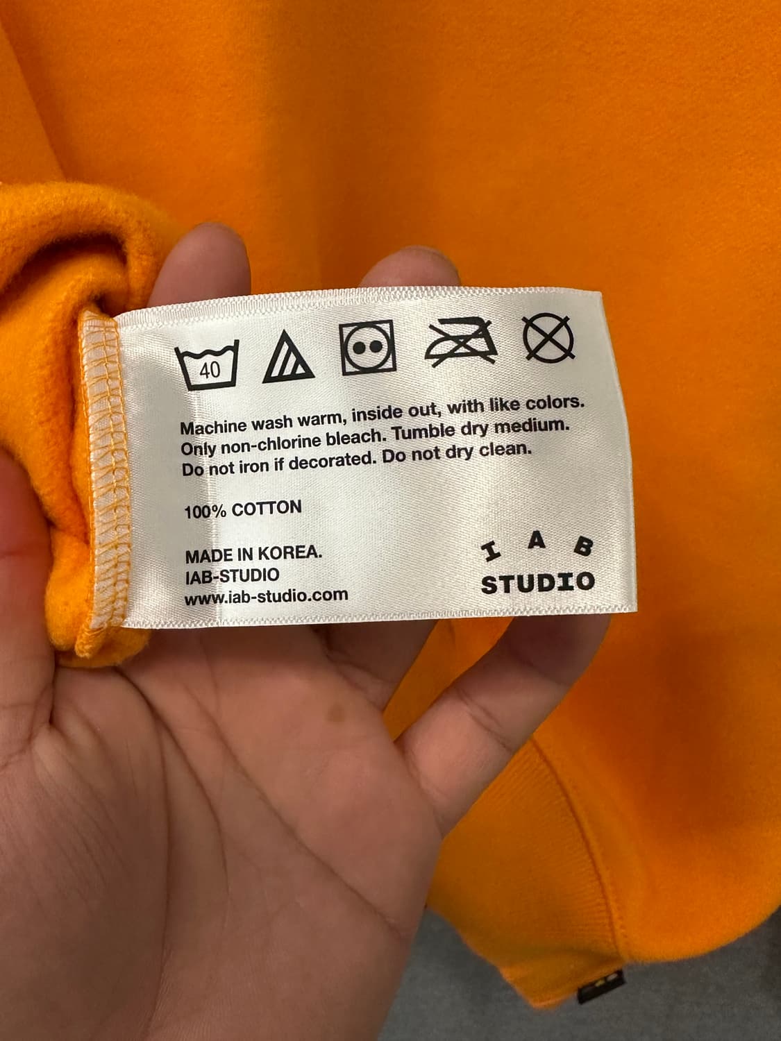 아이앱 스튜디오 x 두산 맨투맨 L 오렌지 상품이미지7