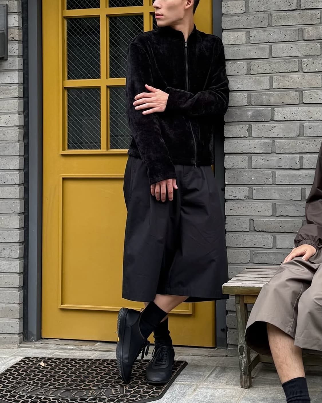 아모멘토 velvet zip up jumper 상품이미지1