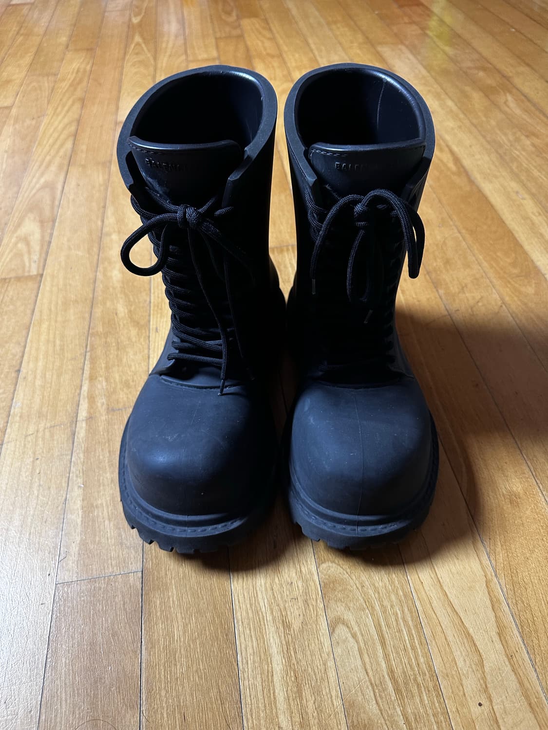 발렌시아가 스테로이드 부츠 41사이즈 상품이미지2