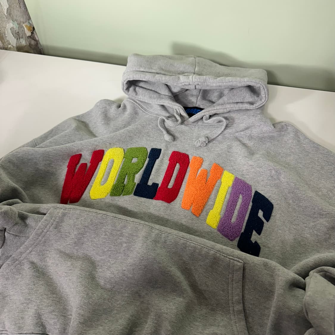 2 L 아메스 그레이 오버핏 부클로고 스웻후드티 상품이미지1