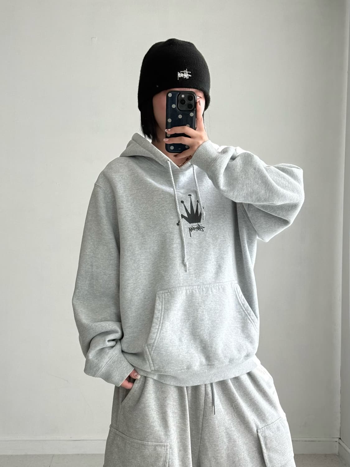 스투시 크라운 그레이 후드티 상품이미지3