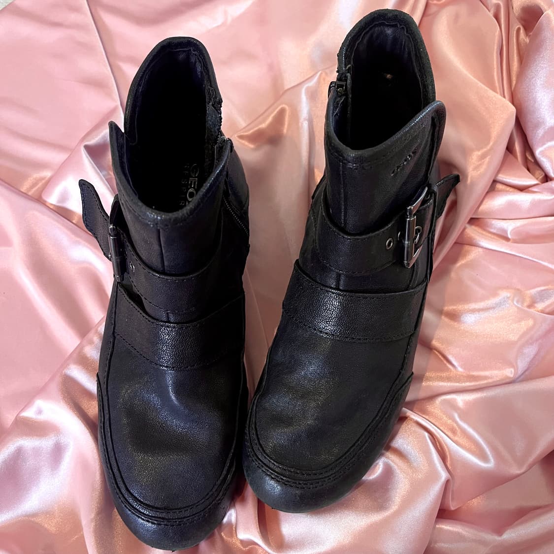 Geox black lamb skin leather boots 앵클 부츠 상품이미지4
