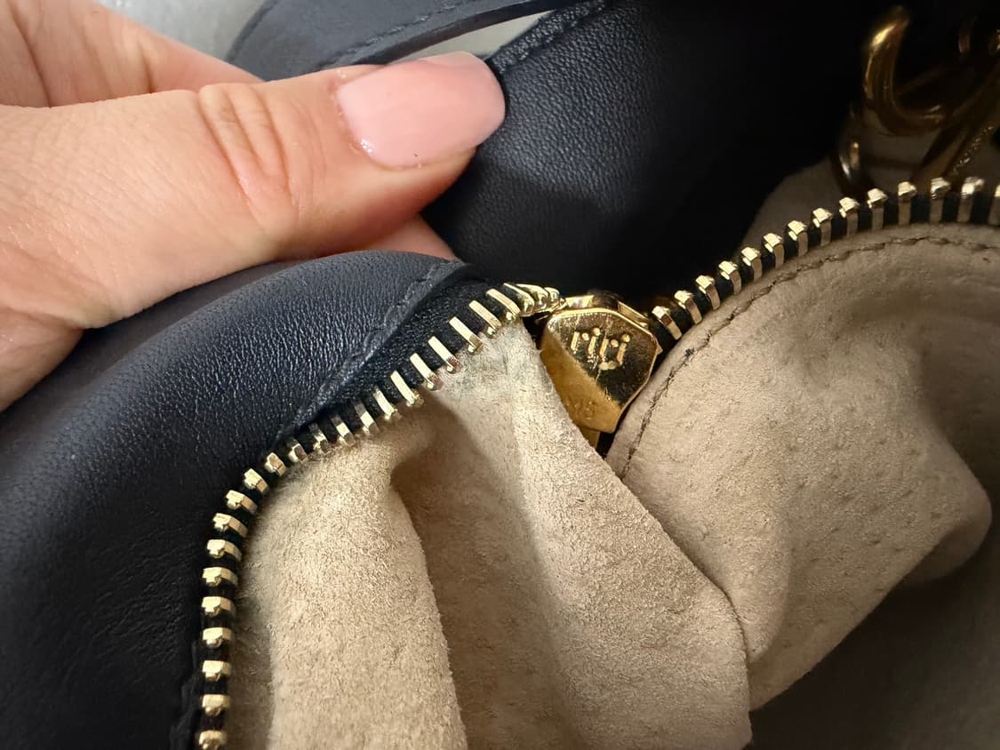 [정품] 프라다 블랙 대학생 토트백  상품이미지9